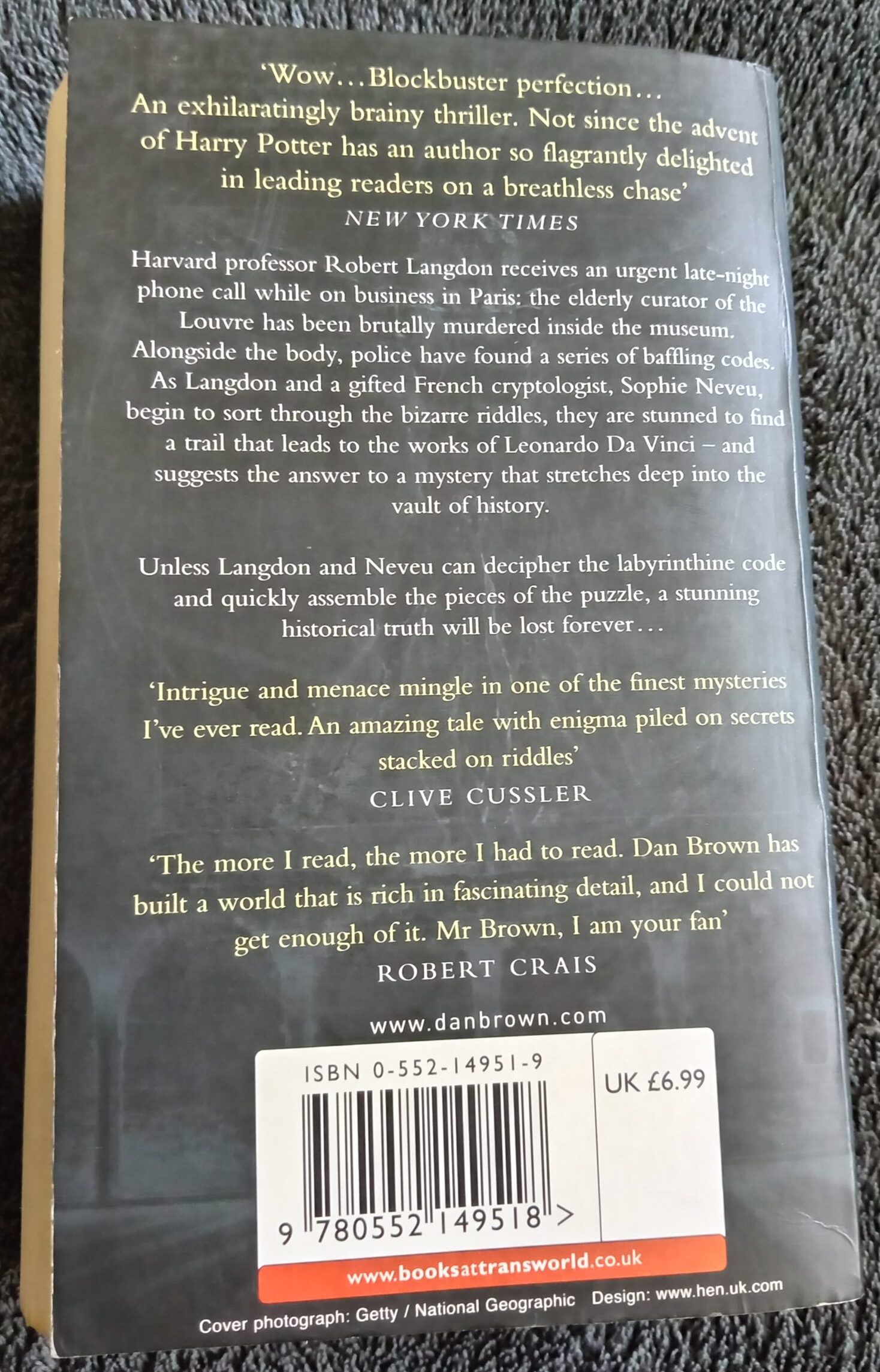 The Da Vinci Code: Book by Dan Brown - Image 4