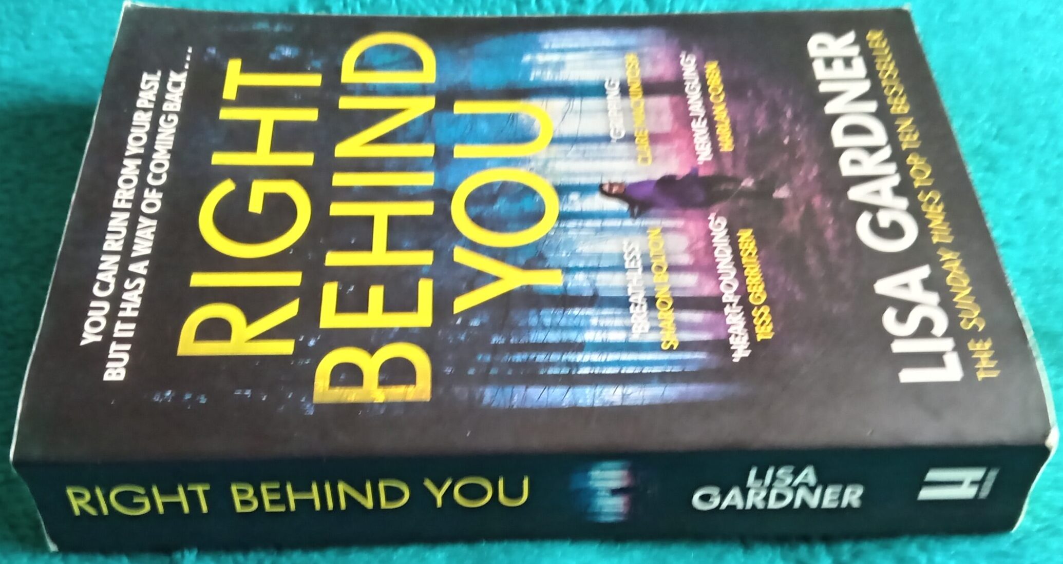 Right Behind You: Book by Lisa Gardner - Image 3