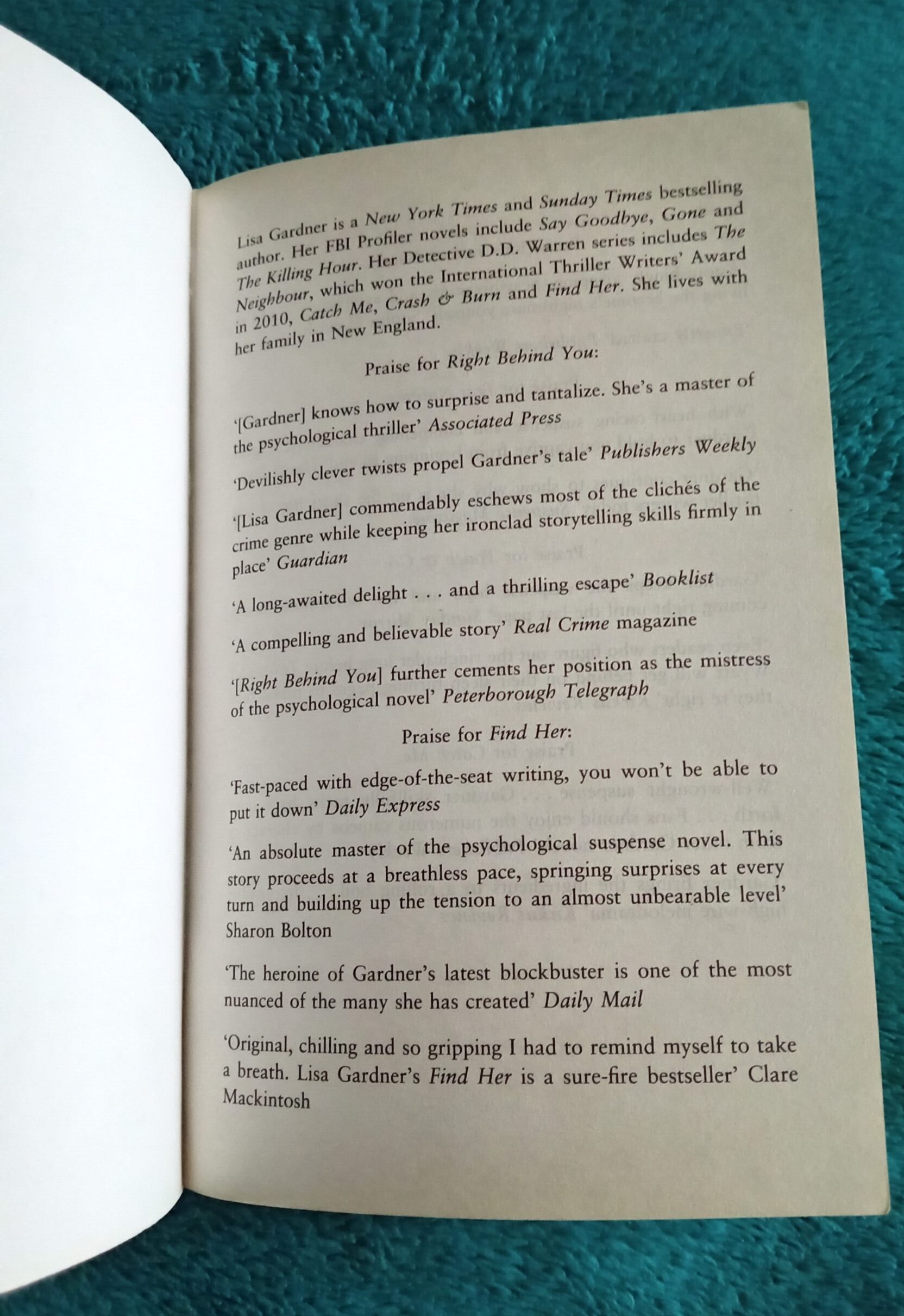 Right Behind You: Book by Lisa Gardner - Image 8