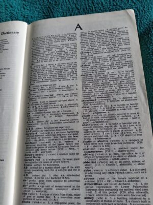 The New Collins Concise English Dictionary 1985: Hardback Book for sale